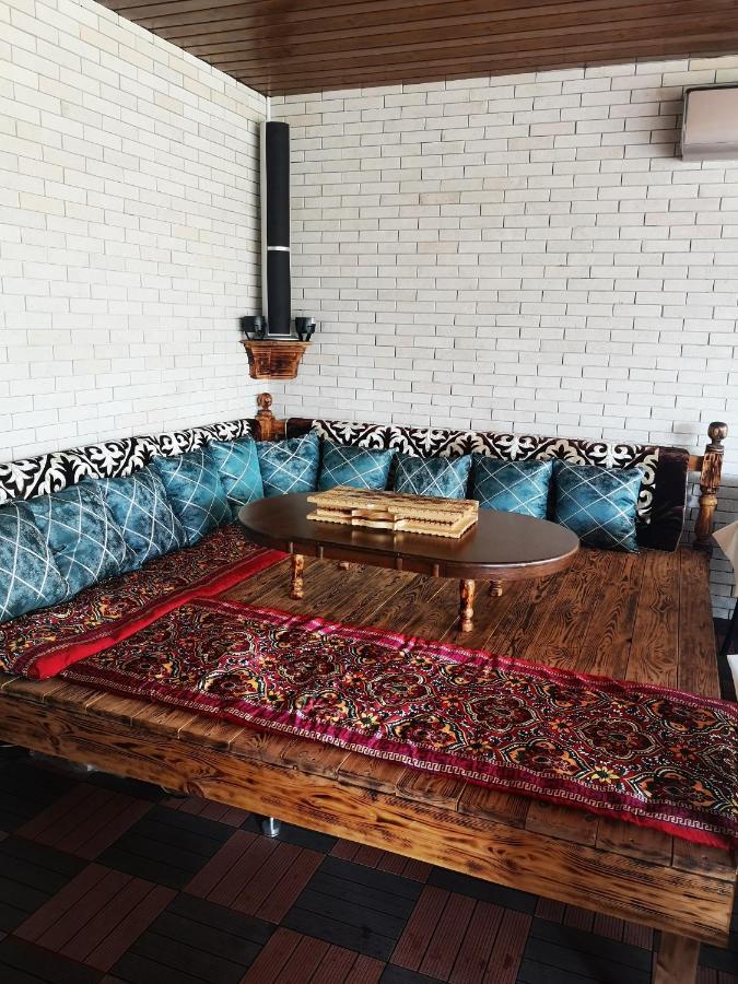 Гостевой Дом Discovery Almaty Extérieur photo